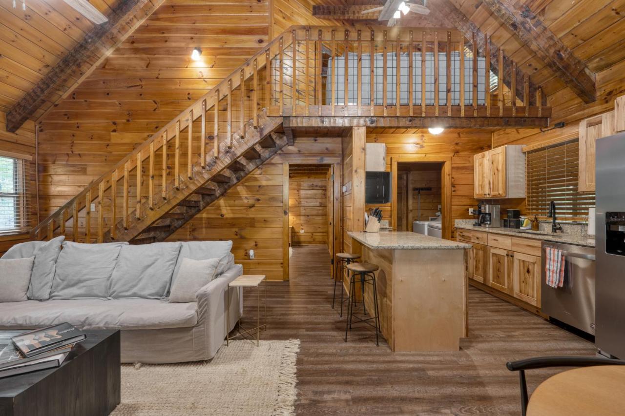 The Dudley Cabins By Avantstay Sevierville Dış mekan fotoğraf