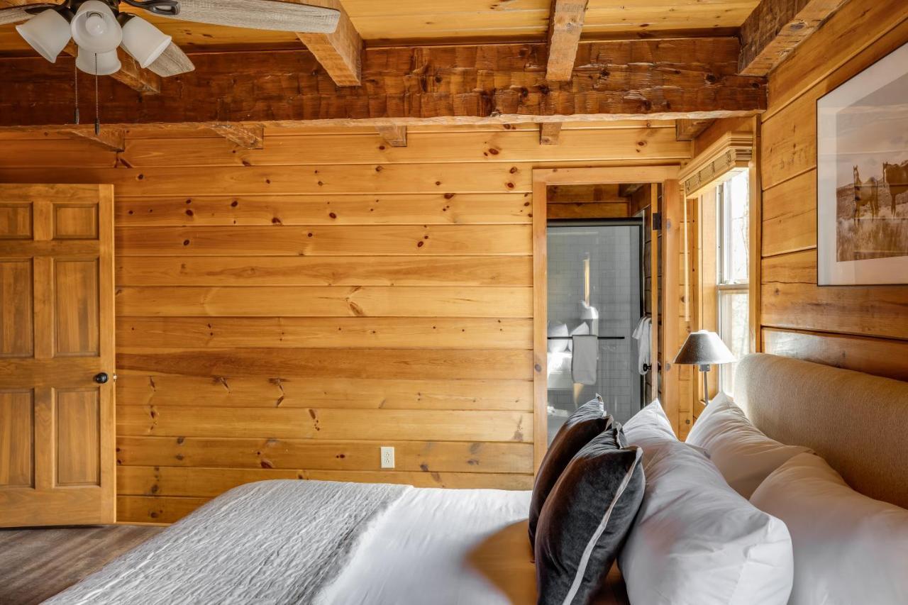 The Dudley Cabins By Avantstay Sevierville Dış mekan fotoğraf